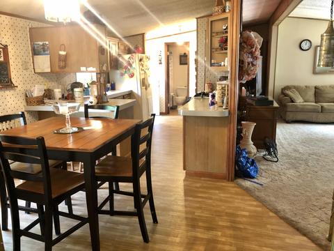 618 Ellis Ave, Belding, MI 48809 photo 4
