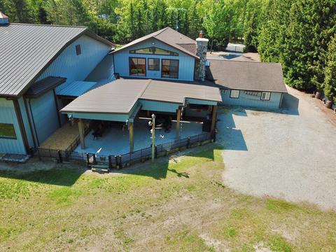 572 N Circle Dr, Mio, MI 48647 photo 1
