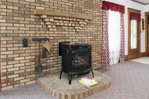 9863 Douglas Ave, Plainwell, MI 49080 photo 13