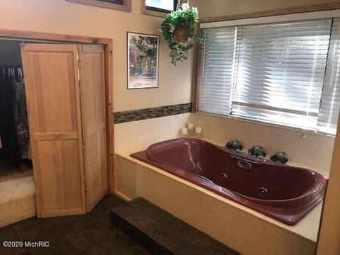 19042 E Brandywine Dr, Gobles, MI 49055 photo 26