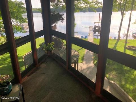 19042 E Brandywine Dr, Gobles, MI 49055 photo 12