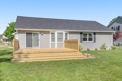 1068 S Peach Ct, Plainwell, MI 49080 photo 35