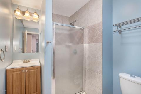 1068 S Peach Ct, Plainwell, MI 49080 photo 29