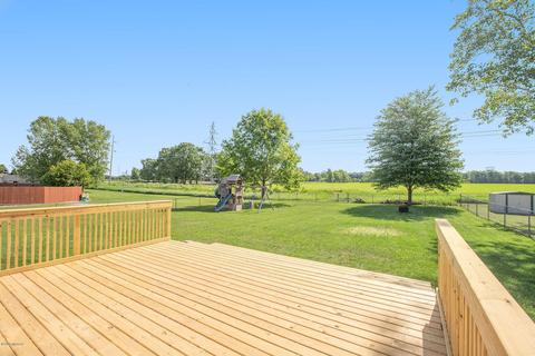 1068 S Peach Ct, Plainwell, MI 49080 photo 33