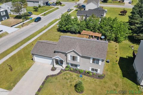 422 White Pine Ct, Belding, MI 48809 photo 46