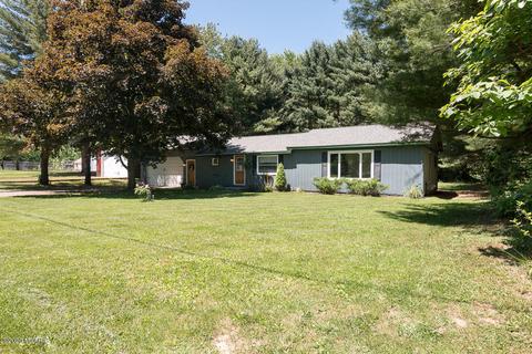 14410 Loveridge St, Marcellus, MI 49067 photo 1
