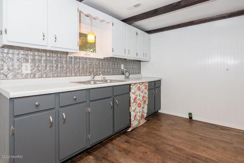 14410 Loveridge St, Marcellus, MI 49067 photo 11