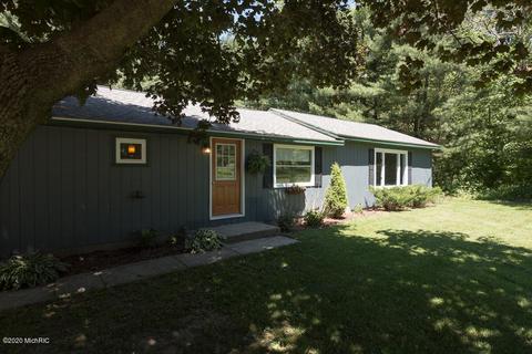 14410 Loveridge St, Marcellus, MI 49067 photo 3