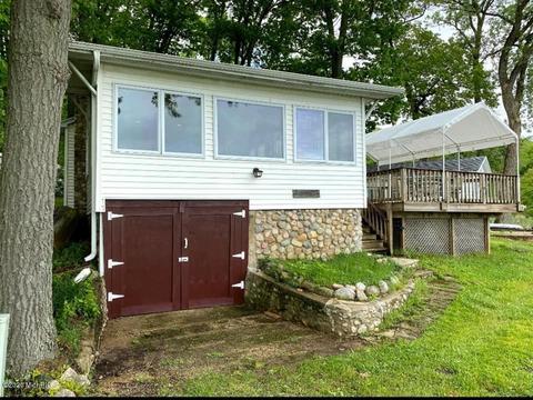 58463 Loop Rd, Three Rivers, MI 49093 photo 2