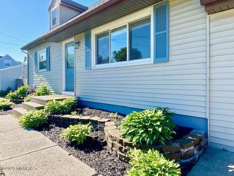 1712 Joan Ct, Dorr, MI 49323 photo 4