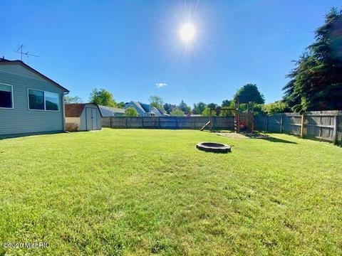 1712 Joan Ct, Dorr, MI 49323 photo 8