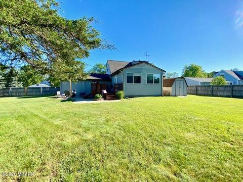 1712 Joan Ct, Dorr, MI 49323 photo 5