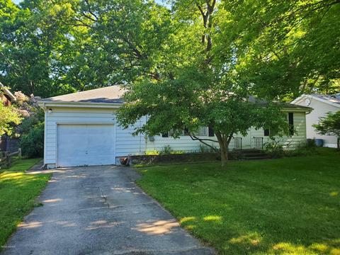 420 E Lewis St, Whitehall, MI 49461 photo 1