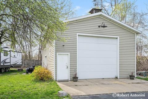 749 Grand River Dr NE, Ada, MI 49301 photo 18