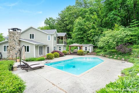 749 Grand River Dr NE, Ada, MI 49301 photo 6