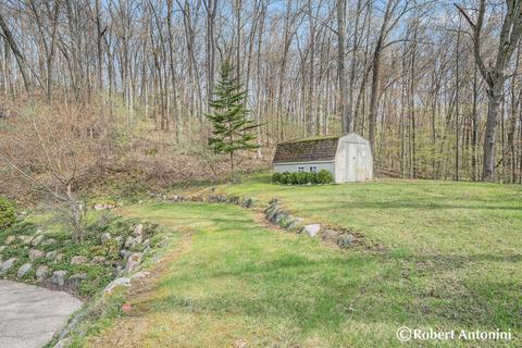 749 Grand River Dr NE, Ada, MI 49301 photo 12