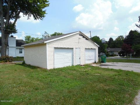2912 S 3rd St, Niles, MI 49120 photo 3