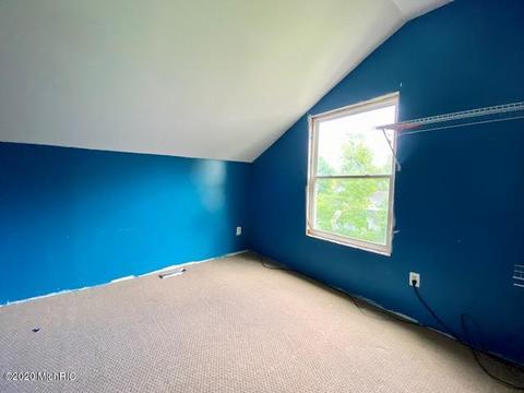 28 E Maple St, Fremont, MI 49412 photo 20