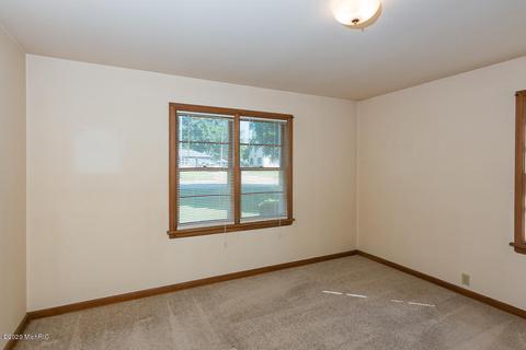 306 E Delaware St, Decatur, MI 49045 photo 13