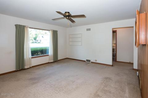 306 E Delaware St, Decatur, MI 49045 photo 6