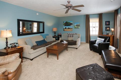 730 Gorham St, Marshall, MI 49068 photo 4