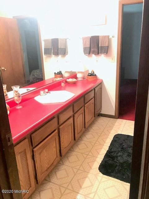 29139 76th St, Covert, MI 49043 photo 12