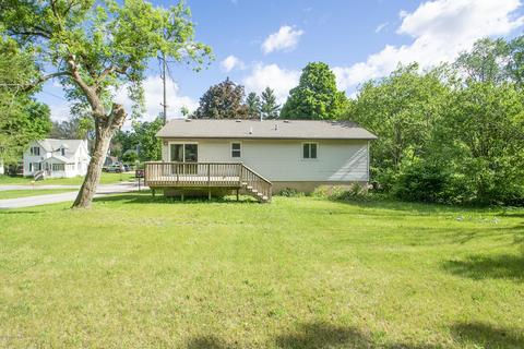 631 W May St, Belding, MI 48809 photo 21