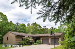 5075 W Bard Rd, Whitehall, MI 49461 photo 1