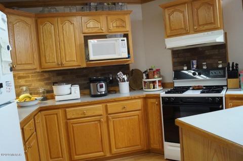 3370 Juniper Dr, Farwell, MI 48622 photo 8