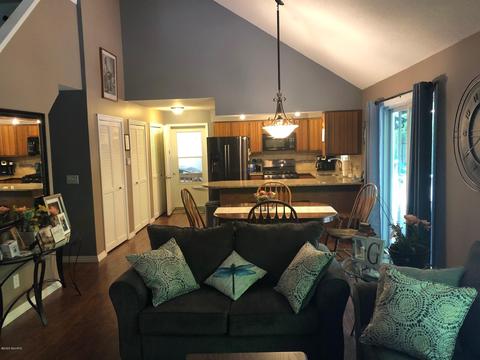 5100 W Bard Rd, Whitehall, MI 49461 photo 5