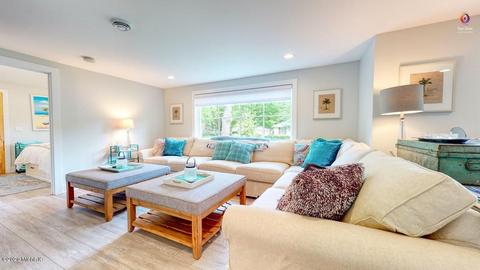 589 Hoffman St, Saugatuck, MI 49453 photo 6