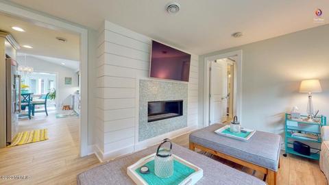589 Hoffman St, Saugatuck, MI 49453 photo 9