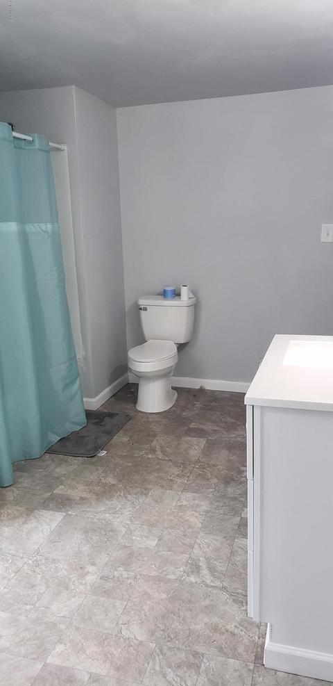 638 S Winter St, Adrian, MI 49221 photo 15