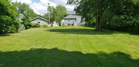 638 S Winter St, Adrian, MI 49221 photo 3