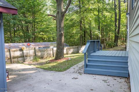 462 N 14th Ave, Mears, MI 49436 photo 12