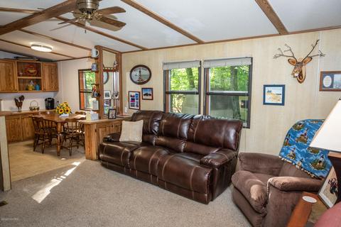 462 N 14th Ave, Mears, MI 49436 photo 2