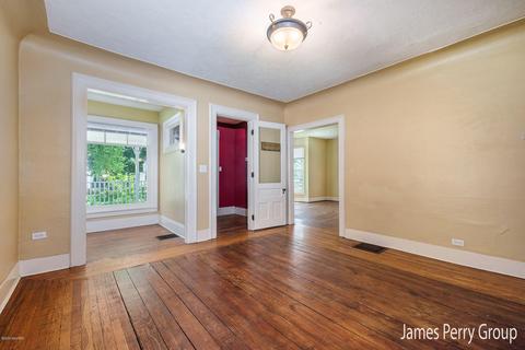 422 Clark St, Big Rapids, MI 49307 photo 7