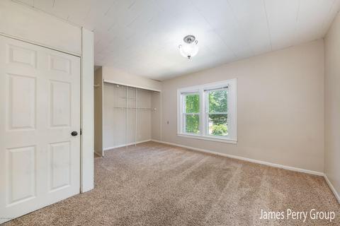 422 Clark St, Big Rapids, MI 49307 photo 17