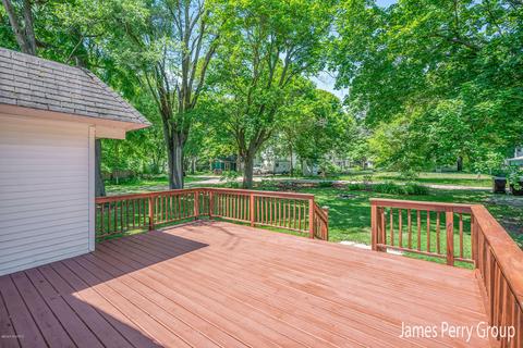 422 Clark St, Big Rapids, MI 49307 photo 23