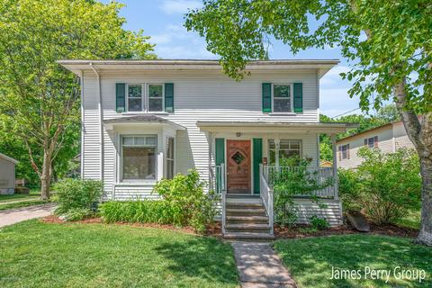 422 Clark St, Big Rapids, MI 49307 photo 1