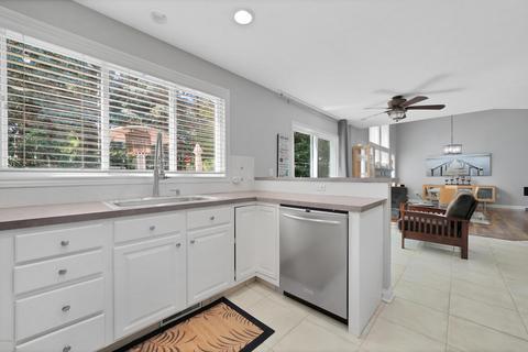 753 Abbey Mill Ct SE, Ada, MI 49301 photo 8