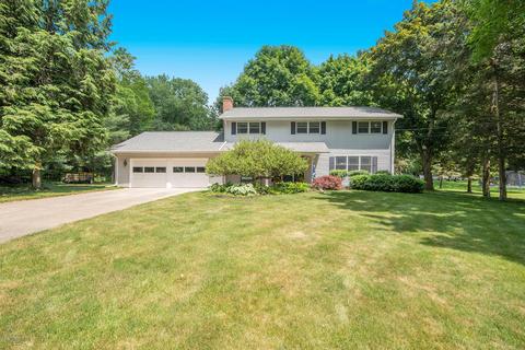 734 Allison Dr, Marshall, MI 49068 photo 3