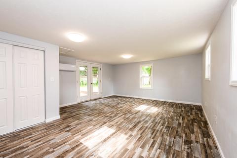 2005 Baldwin Dr, Niles, MI 49120 photo 10