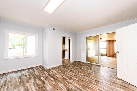 2005 Baldwin Dr, Niles, MI 49120 photo 8