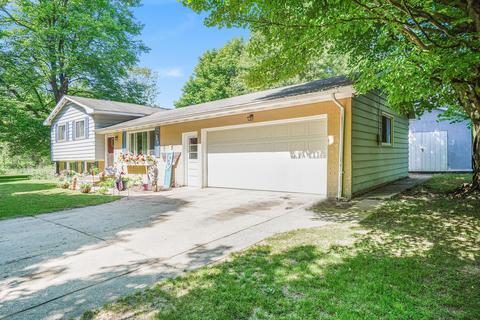235 S Webster St, White Cloud, MI 49349 photo 3