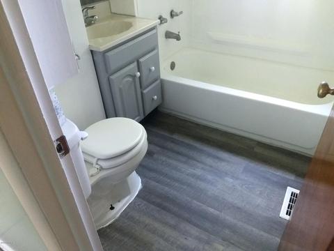 130 10th St, Plainwell, MI 49080 photo 10