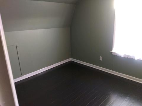 130 10th St, Plainwell, MI 49080 photo 5