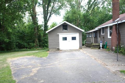 711 E Chicago Rd, Coldwater, MI 49036 photo 2