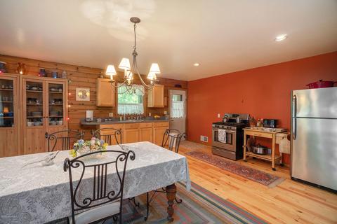 1985 Mildred St, Crystal, MI 48818 photo 5