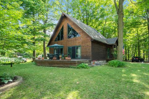 1985 Mildred St, Crystal, MI 48818 photo 1
